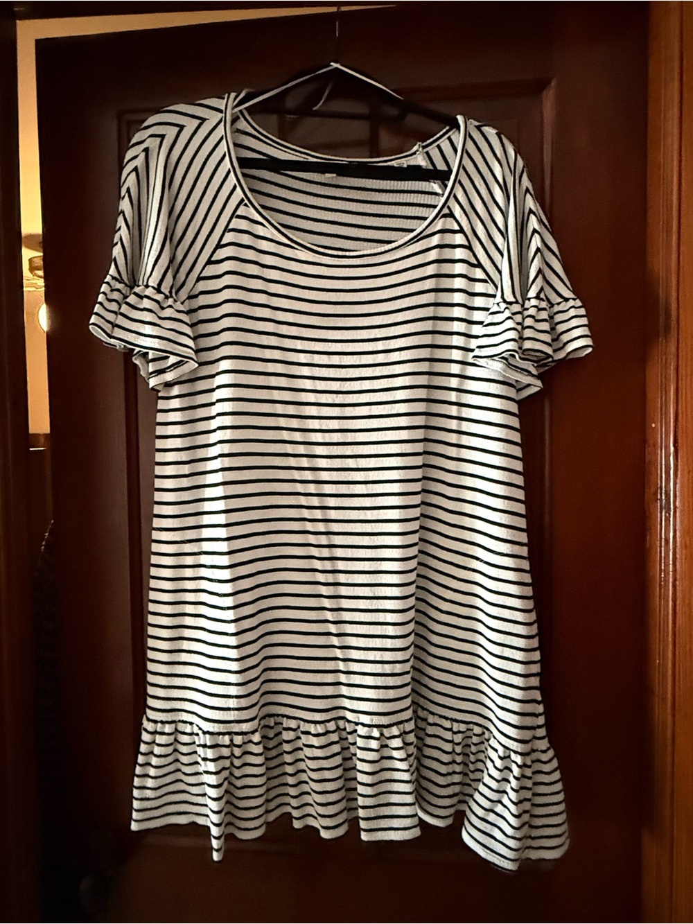 Max Studio Black & White Striped Ruffle Hem Tunic Top